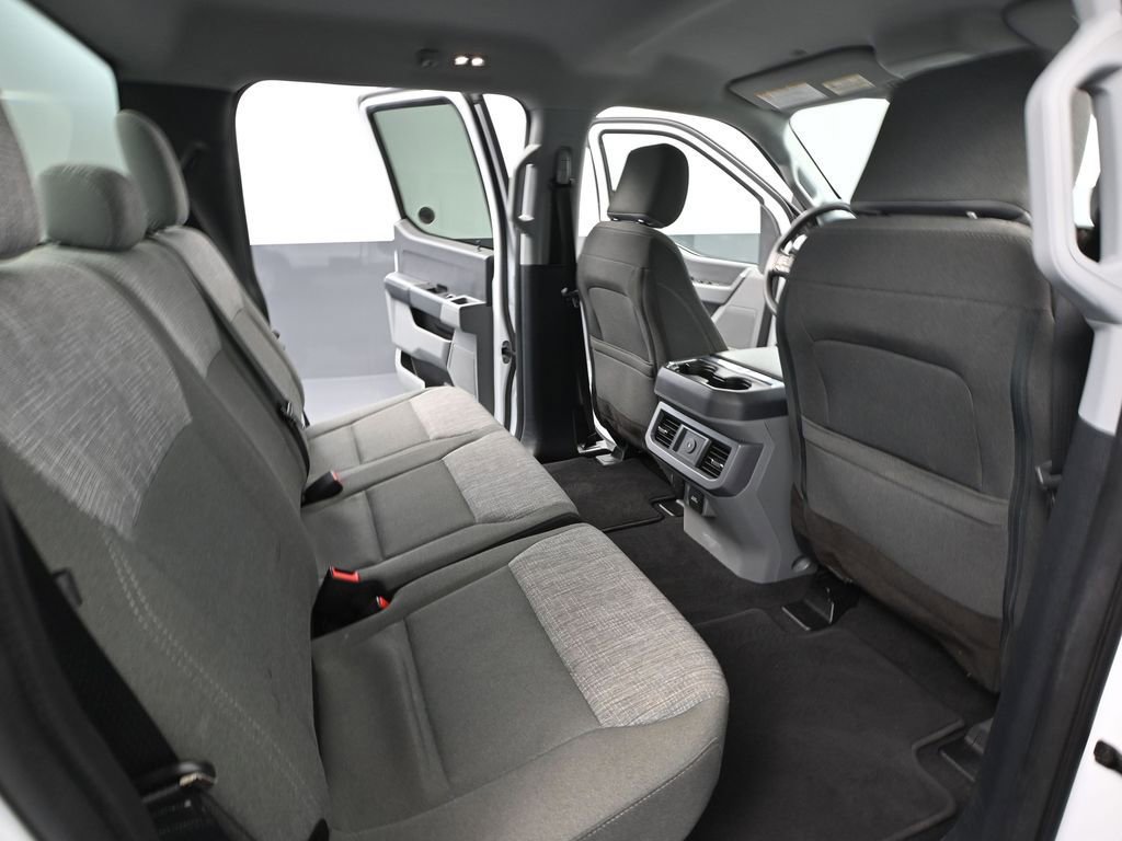 Used 2023 Ford F350 XLT image 41