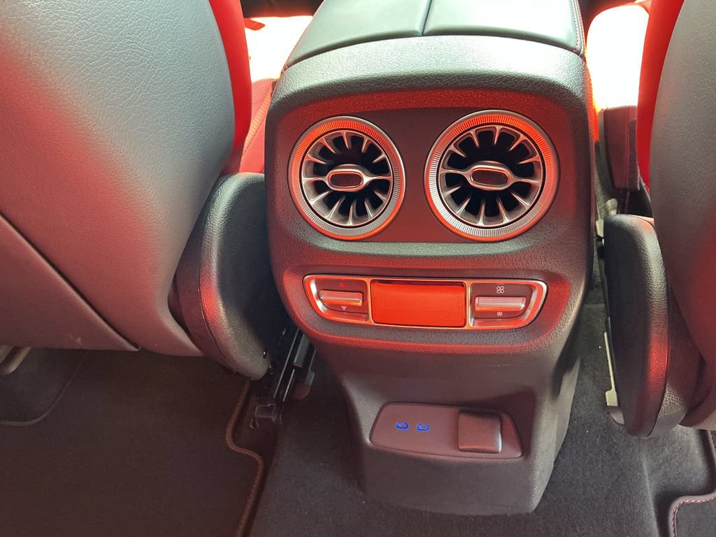 Used 2025 Mercedes-Benz G 550 image 16