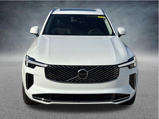 New 2026 Volvo XC90 B5 Plus w/ Protection Package Premier AWD/4WD image 2