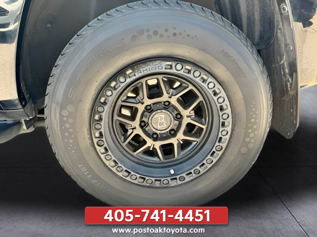 Used 2021 Toyota 4Runner SR5 AWD/4WD image 34
