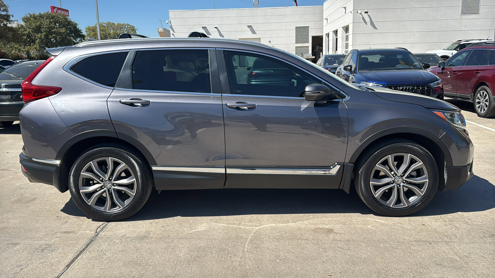 Used 2019 Honda CR-V Touring image 8