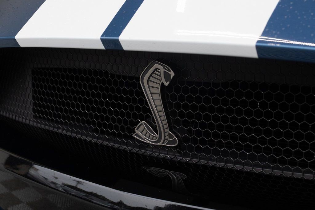 Used 2021 Ford Mustang Shelby GT500 w/ Carbon Fiber Track Pack RWD image 8