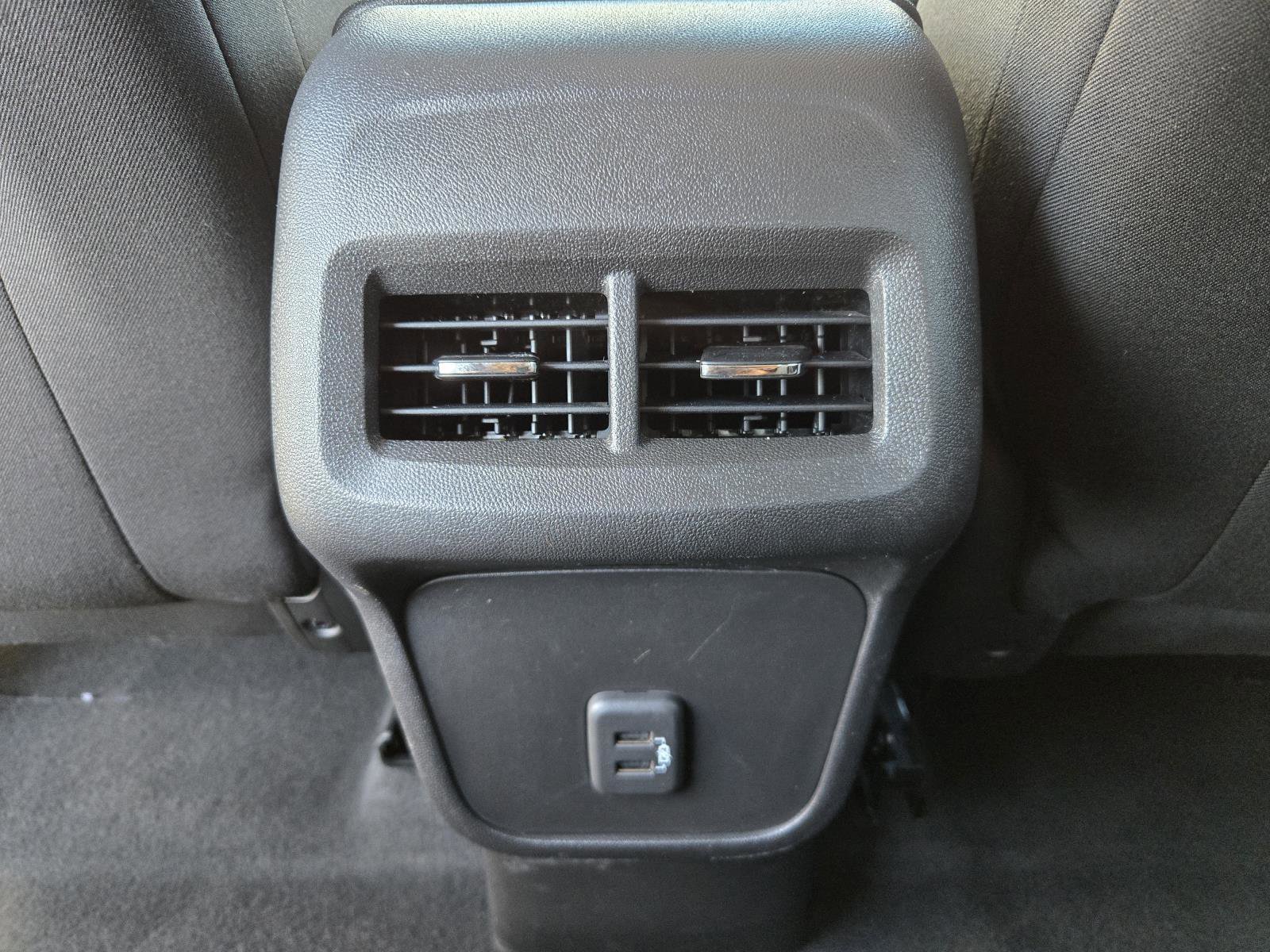 Used 2023 Chevrolet Equinox LS w/ LS Convenience Package image 26