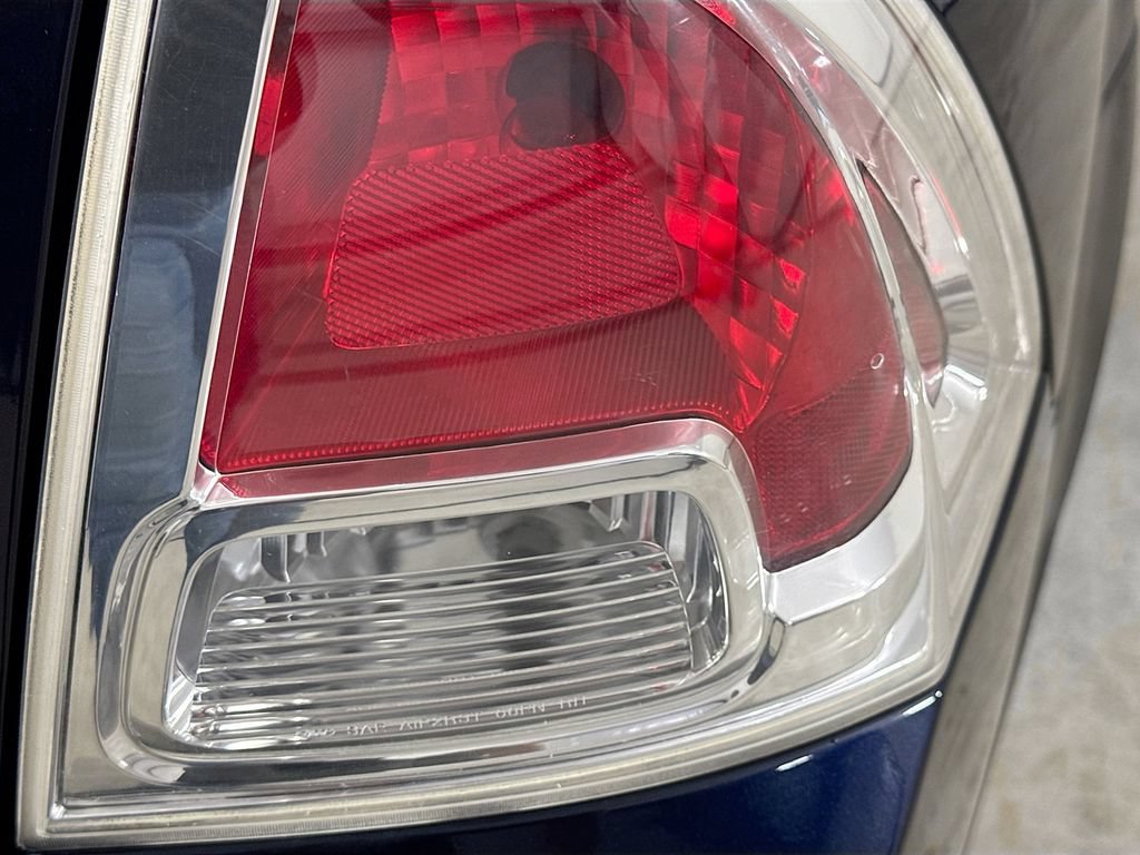 Used 2009 Ford Fusion SEL FWD image 28