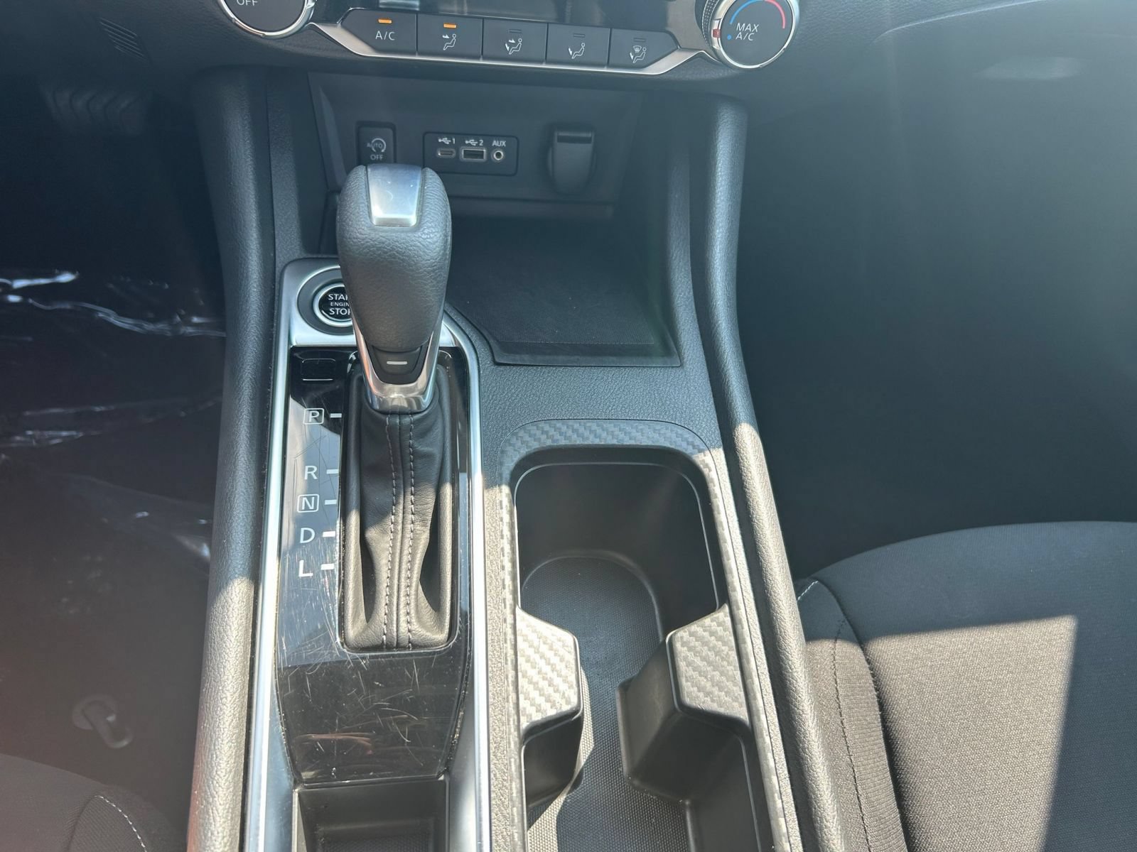 Used 2025 Nissan Sentra SV FWD image 36