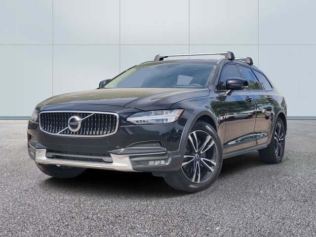 Used 2019 Volvo V90 T5 Cross Country w/ Protection Package Premier AWD/4WD image 1