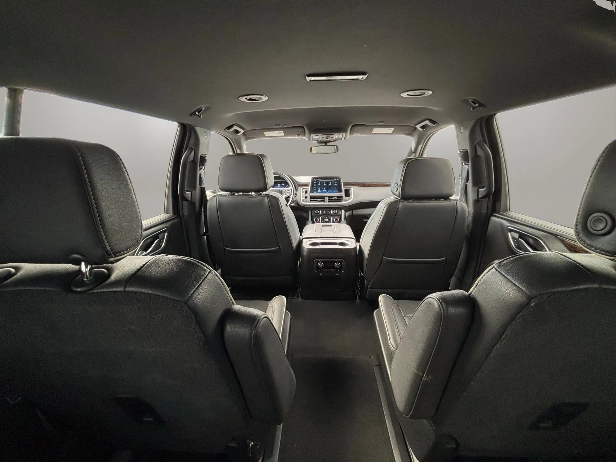 Used 2023 Chevrolet Suburban Premier AWD/4WD image 40