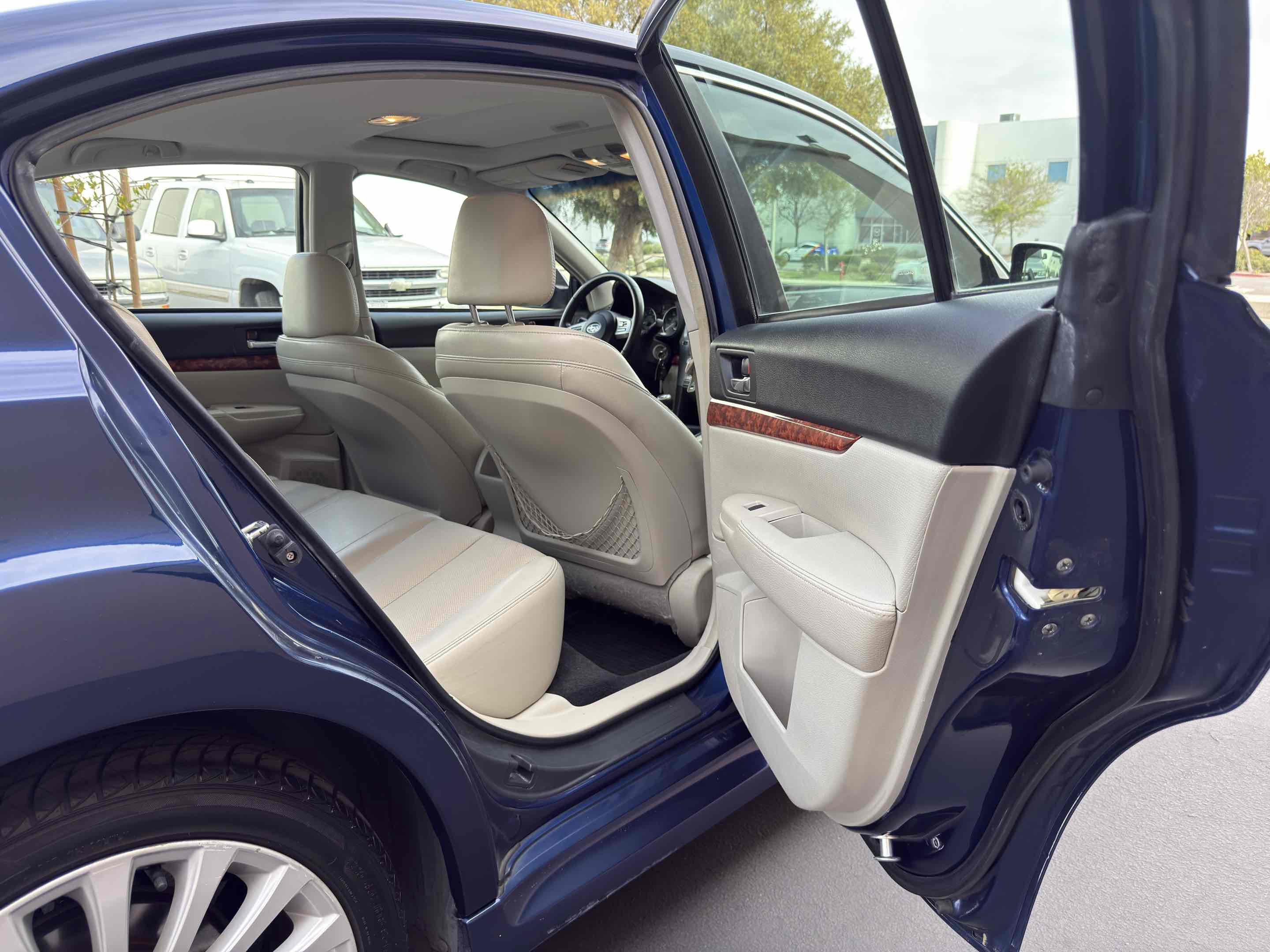 Used 2010 Subaru Legacy 2.5GT Limited w/ Popular Equipment Group 2C image 52