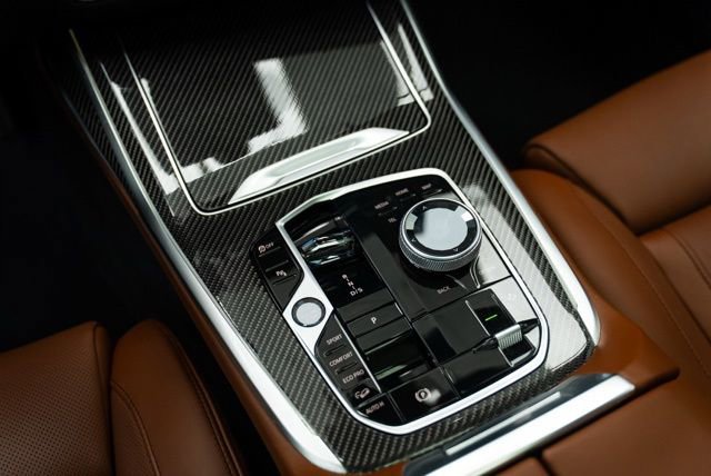 Used 2026 BMW X7 M60i image 18