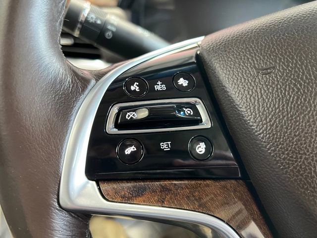 Used 2013 Cadillac XTS Premium image 18