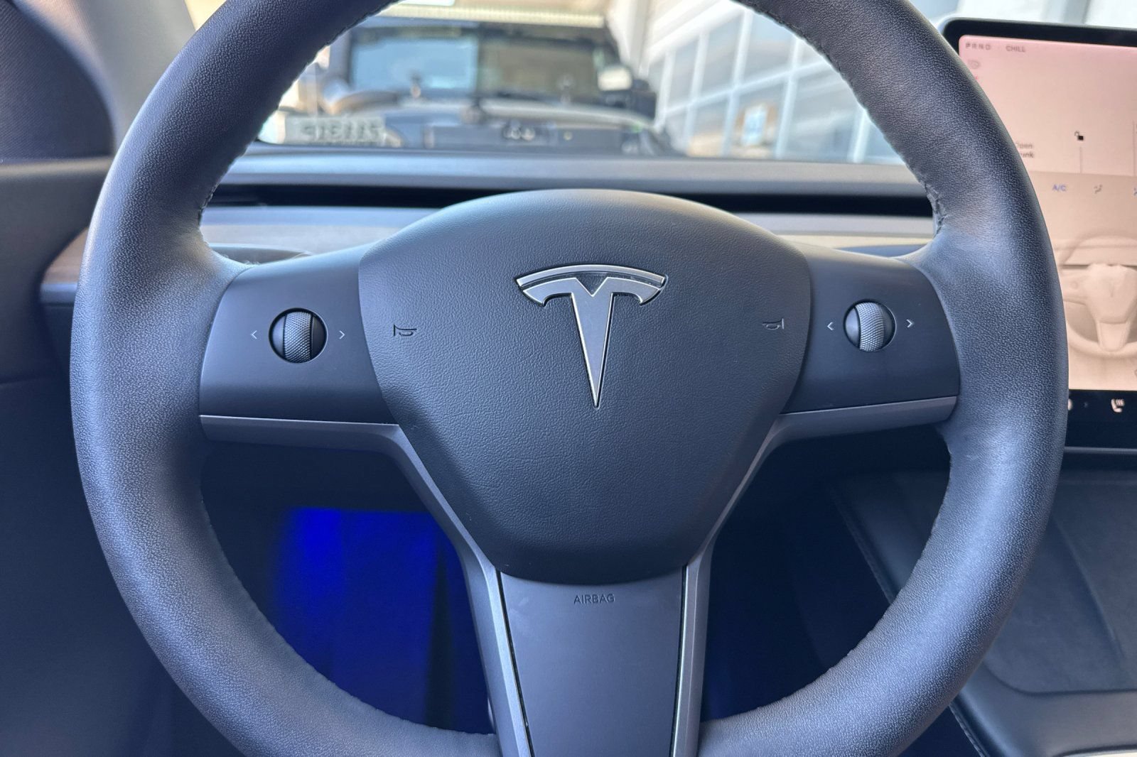 Used 2022 Tesla Model Y Performance AWD/4WD image 22
