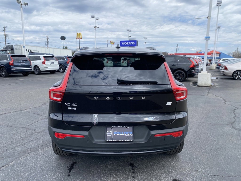 New 2024 Volvo XC40 Recharge Ultimate w/ Protection Package Premier image 6