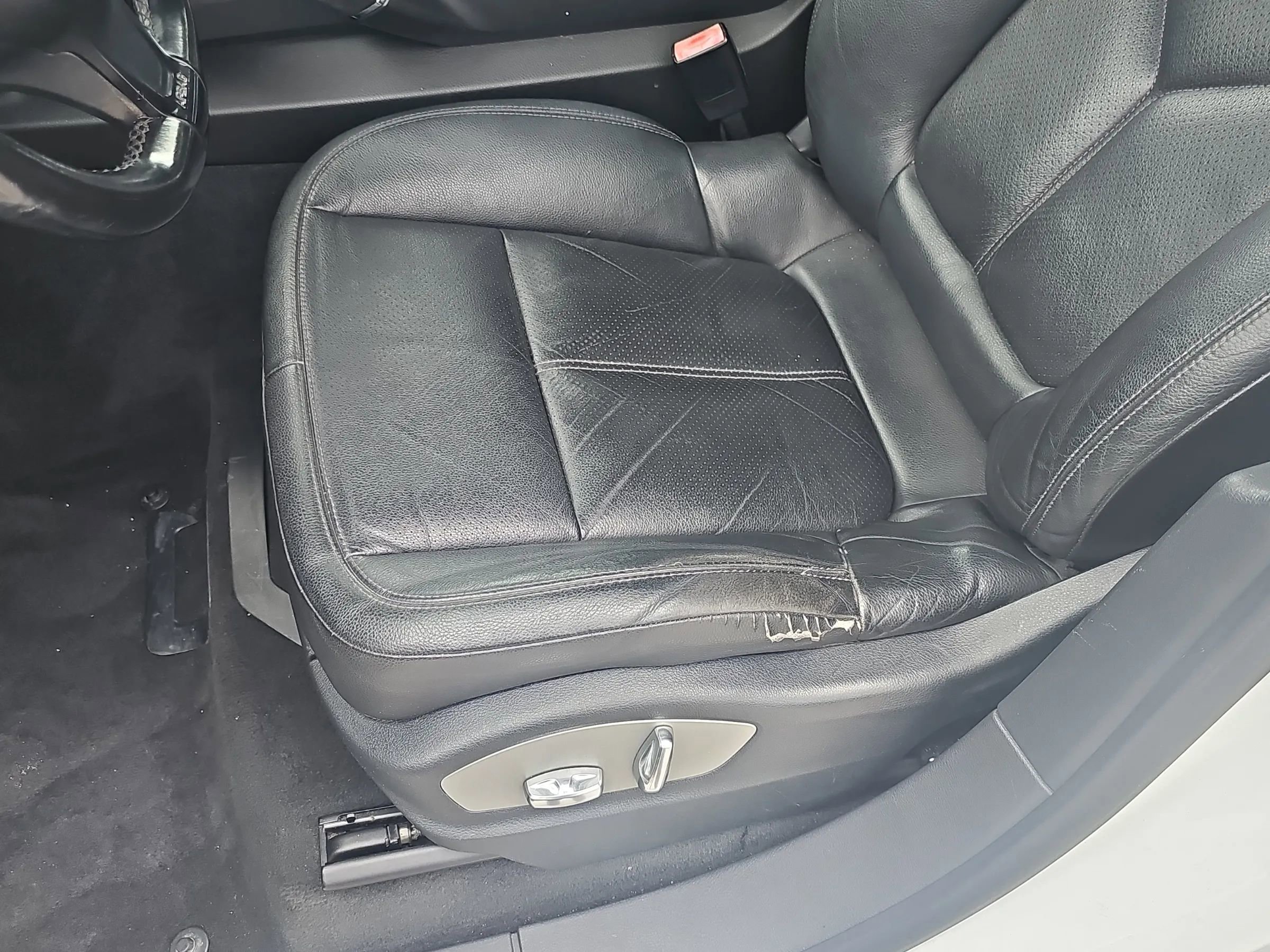 Used 2014 Porsche Cayenne image 26