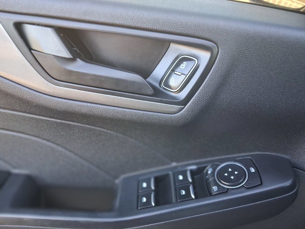 Used 2023 Ford Escape Active w/ Cold Weather Package FWD image 10