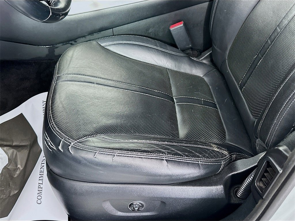 Used 2017 Kia K900 Premium image 19