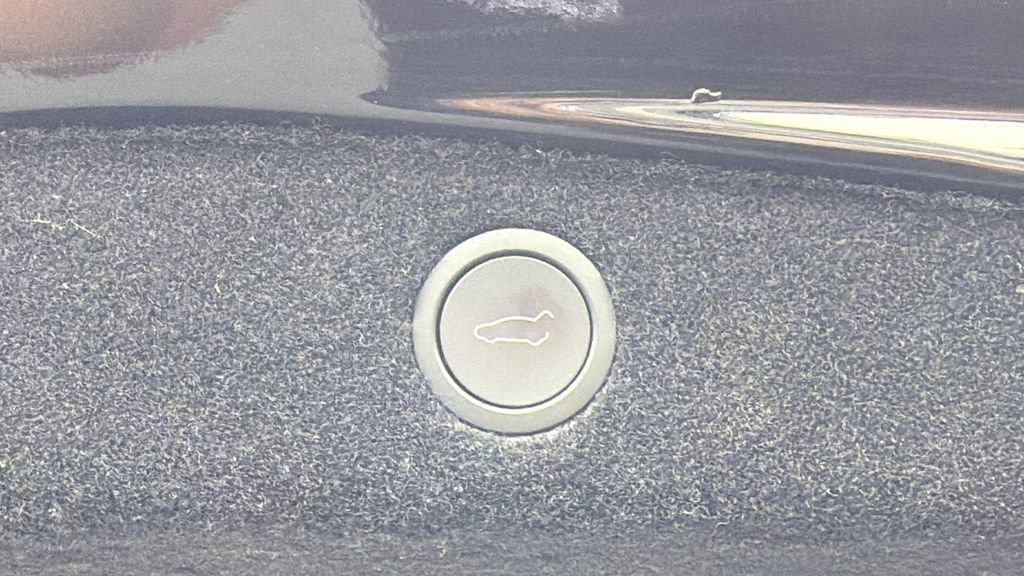 Used 2025 Tesla Model 3 Long Range image 26