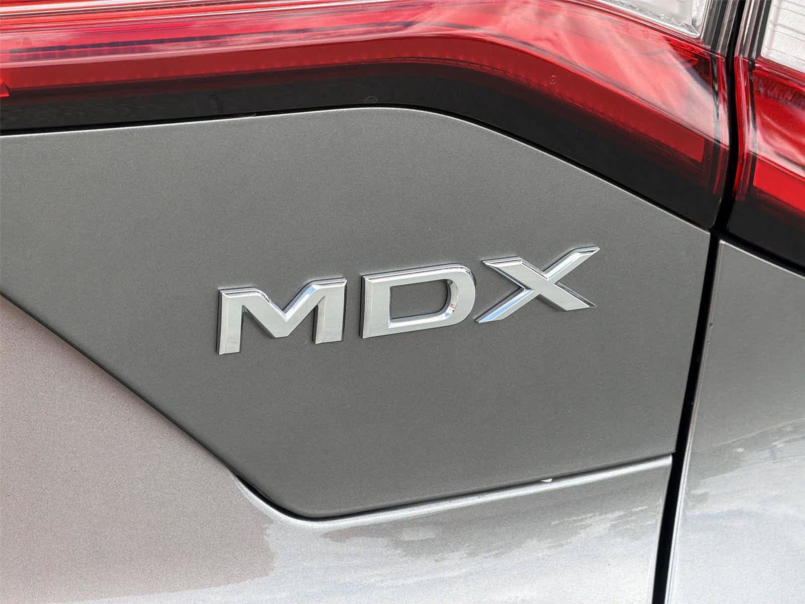 Certified 2023 Acura MDX FWD w/ Technology Package image 8