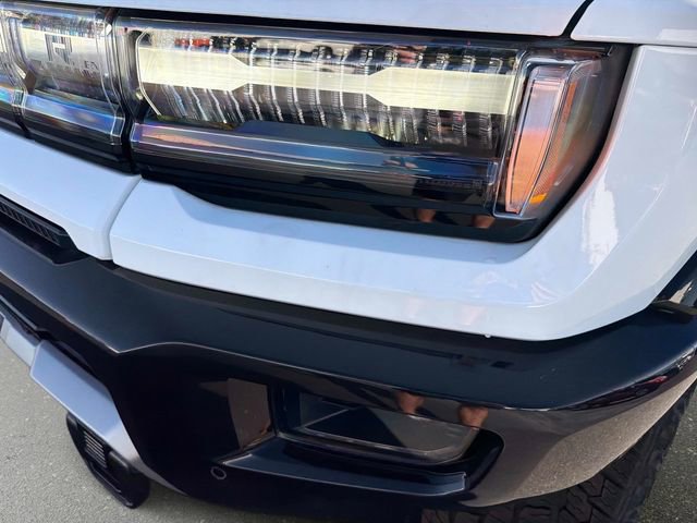 New 2026 GMC Hummer EV SUV image 2