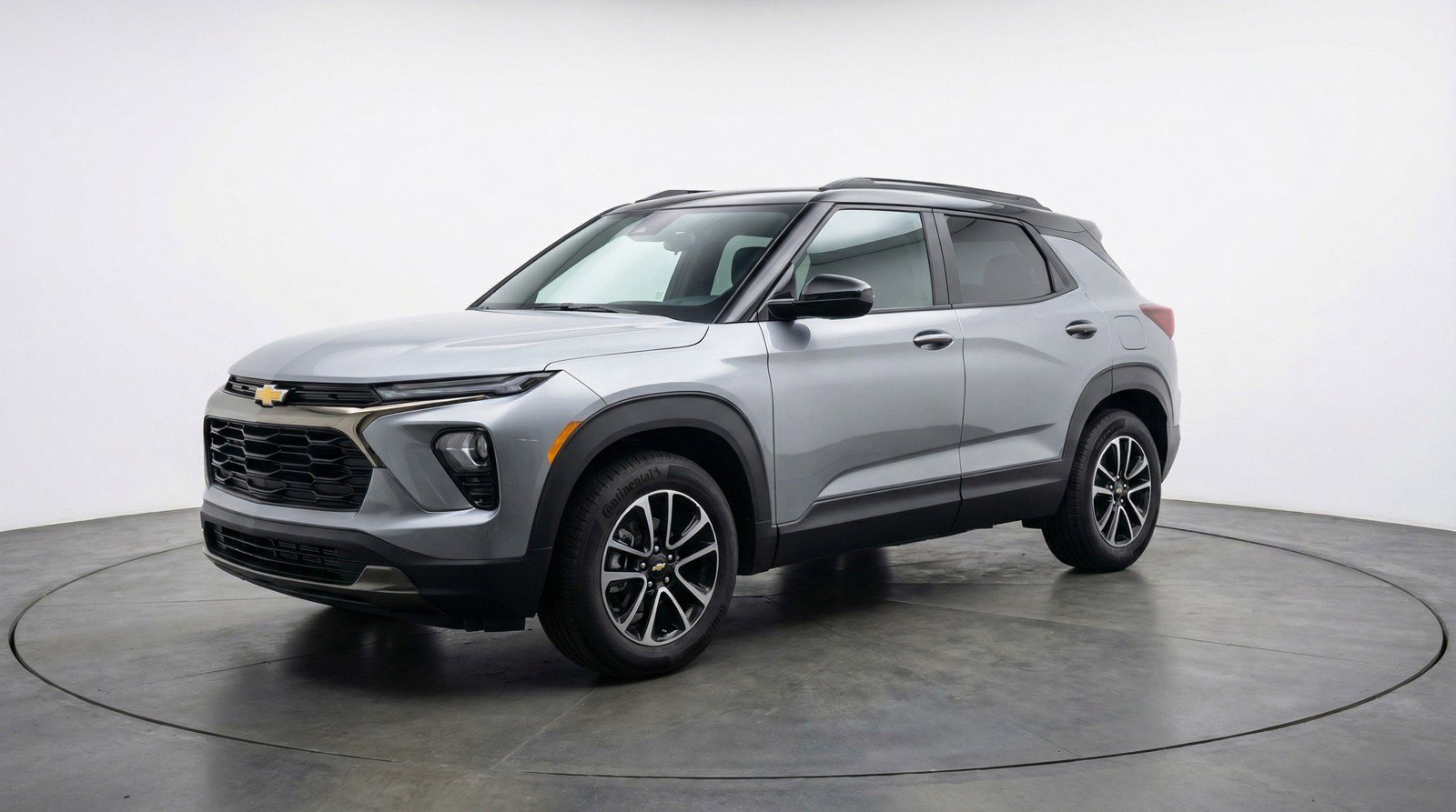 Used 2025 Chevrolet TrailBlazer LT image 3