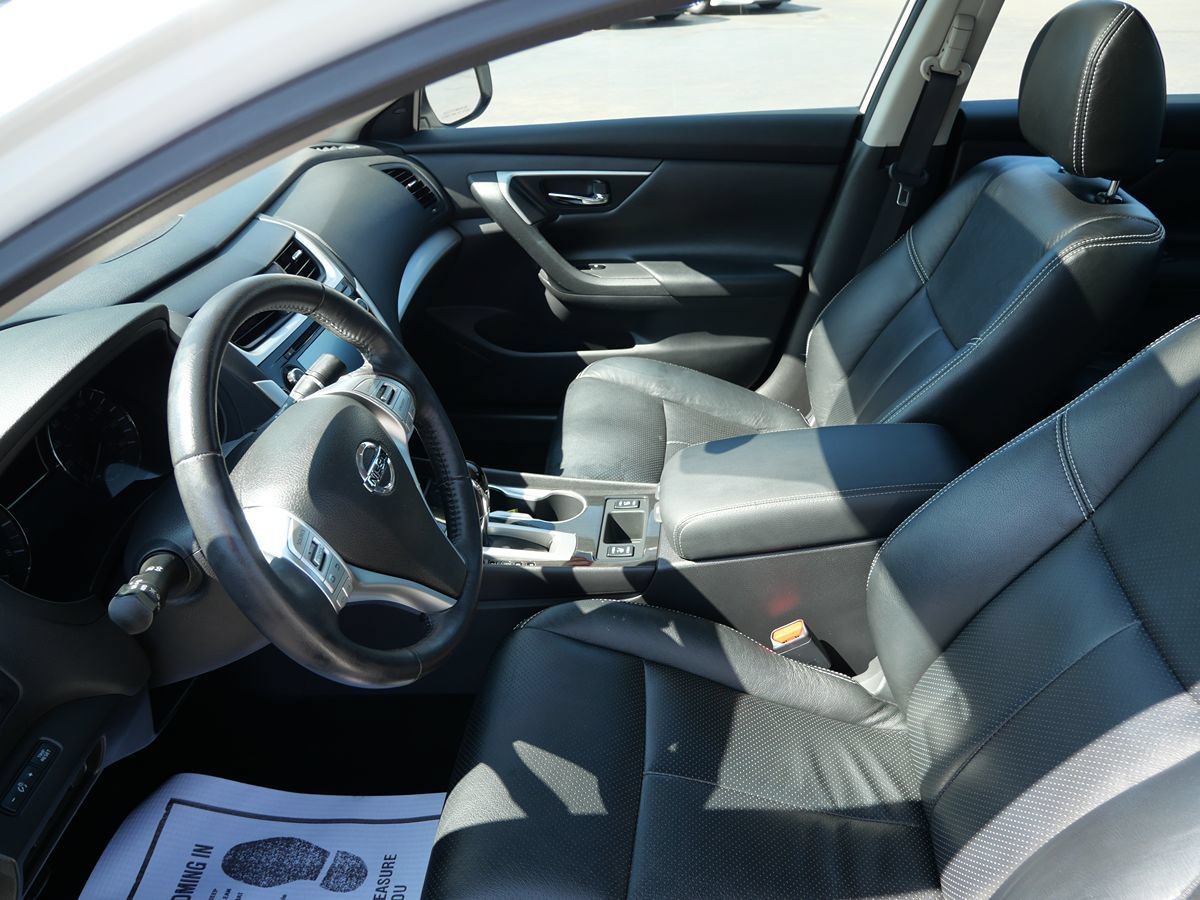Used 2018 Nissan Altima 2.5 SV w/ 2.5 SV Technology Package FWD image 10