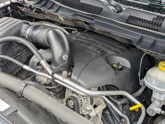 Used 2017 RAM 1500 Classic SLT w/ SLT Plus D￩cor Group image 39