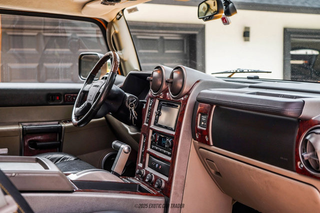 Used 2003 HUMMER H2 w/ Preferred Equipment Group image 42