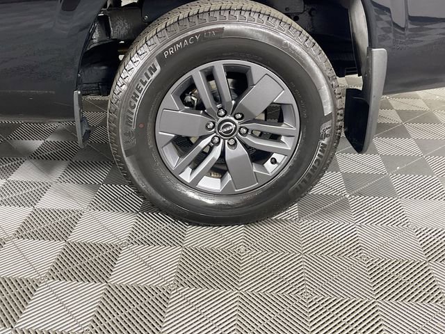 Used 2025 Nissan Frontier SV RWD image 29
