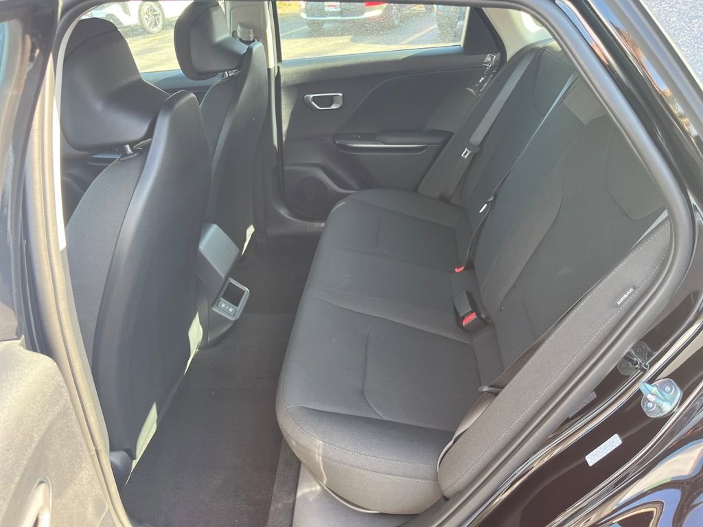 New 2026 Kia K4 LXS FWD image 14
