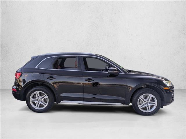 Used 2019 Audi Q5 2.0T Premium w/ Convenience Package image 4