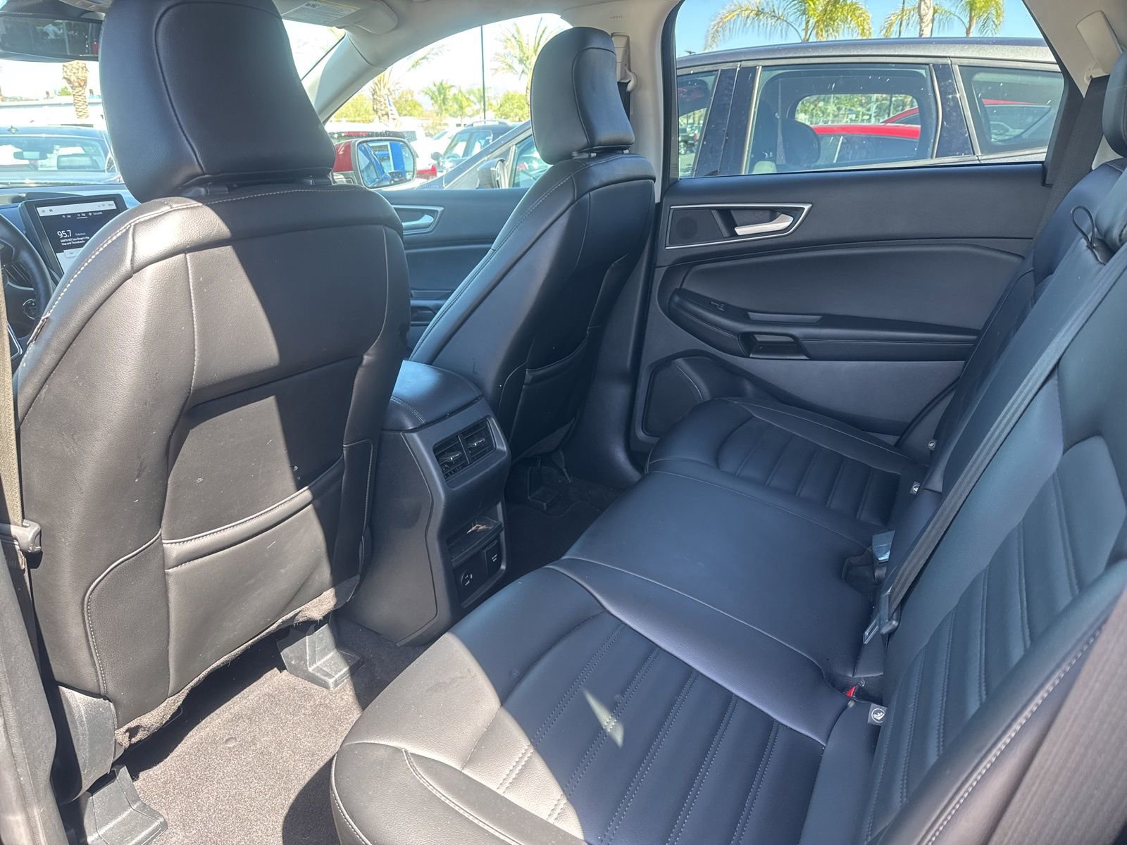 Used 2022 Ford Edge SEL w/ Convenience Package image 14