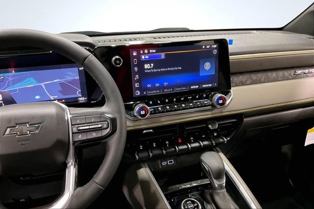 Used 2025 Chevrolet Colorado ZR2 w/ Technology Package image 6