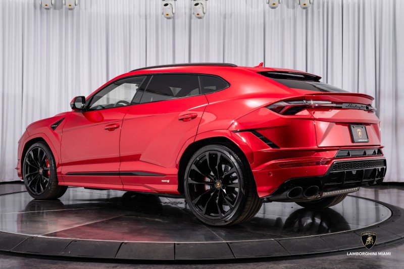 Used 2024 Lamborghini Urus S image 13