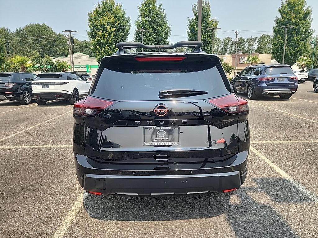 Used 2025 Nissan Rogue SV w/ Rock Creek Premium Package AWD/4WD image 6