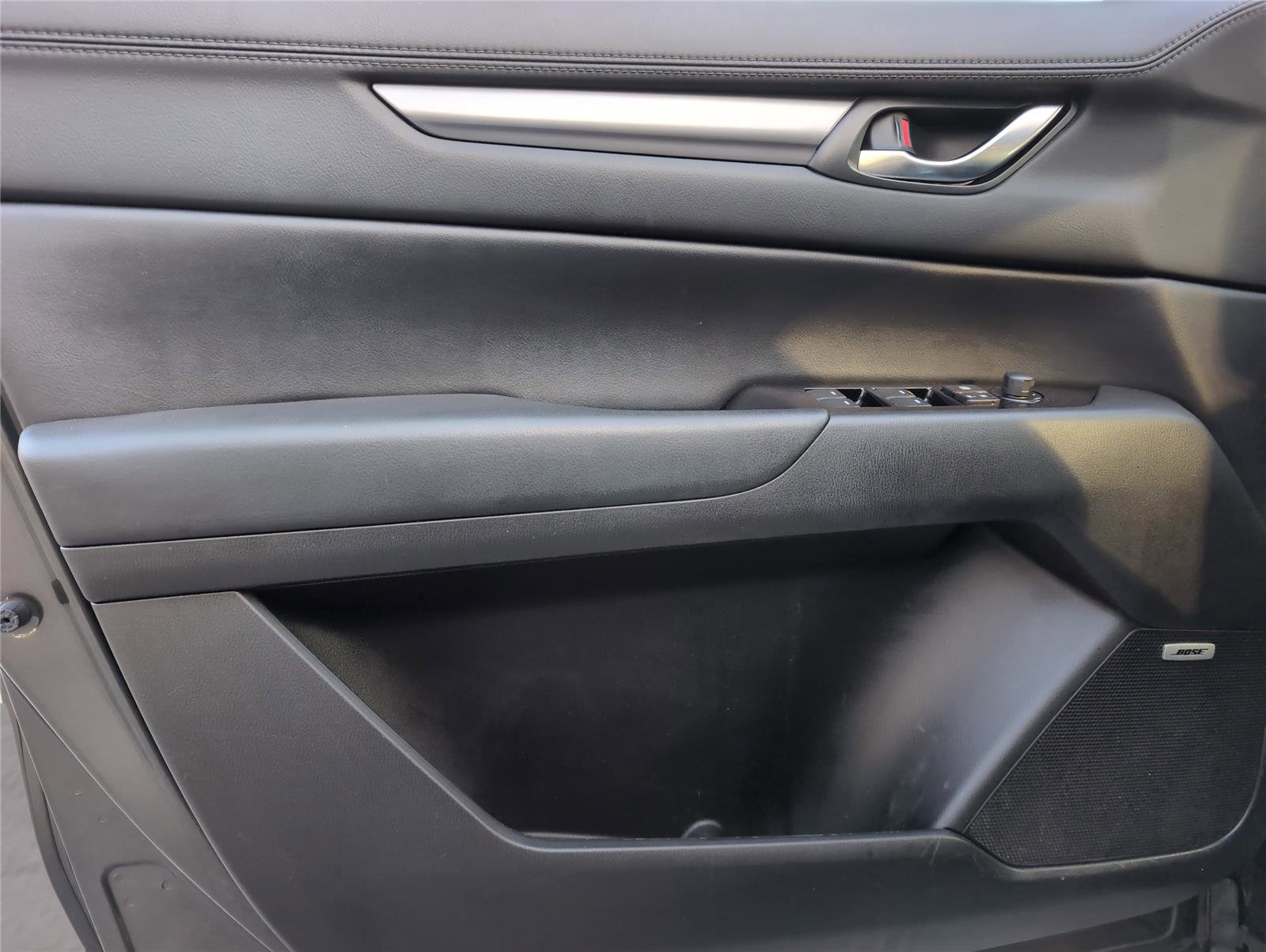 Used 2019 MAZDA CX-5 Touring image 15