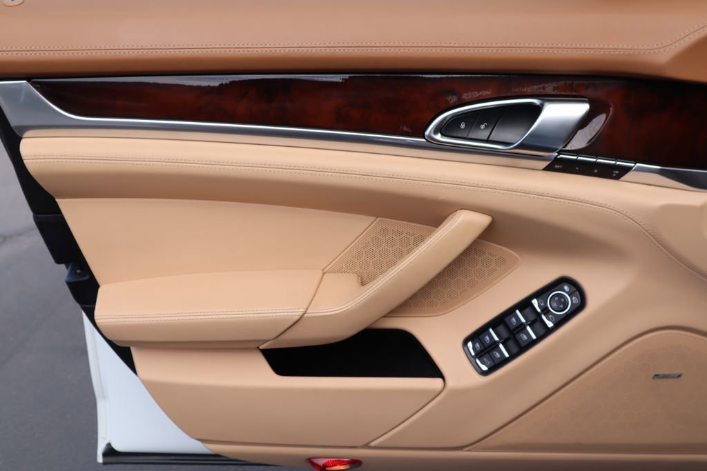 Used 2014 Porsche Panamera Turbo image 23