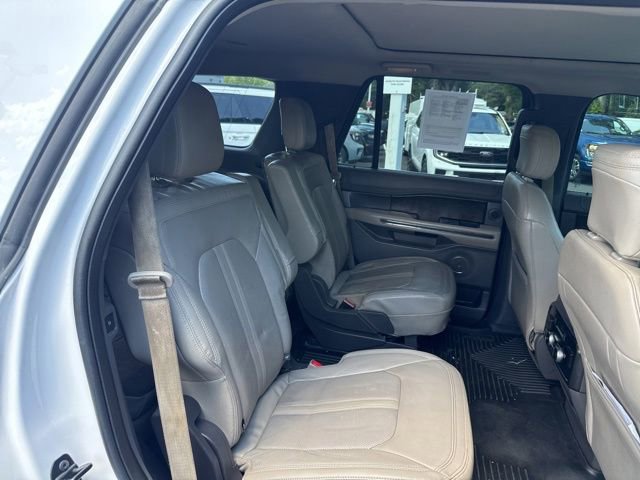 Used 2018 Ford Expedition Limited w/ Equipment Group 301A AWD/4WD image 12