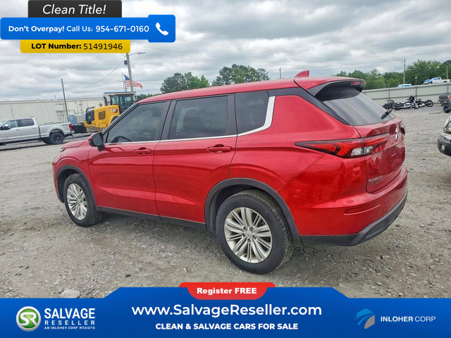 Used 2023 Mitsubishi Outlander ES FWD image 3
