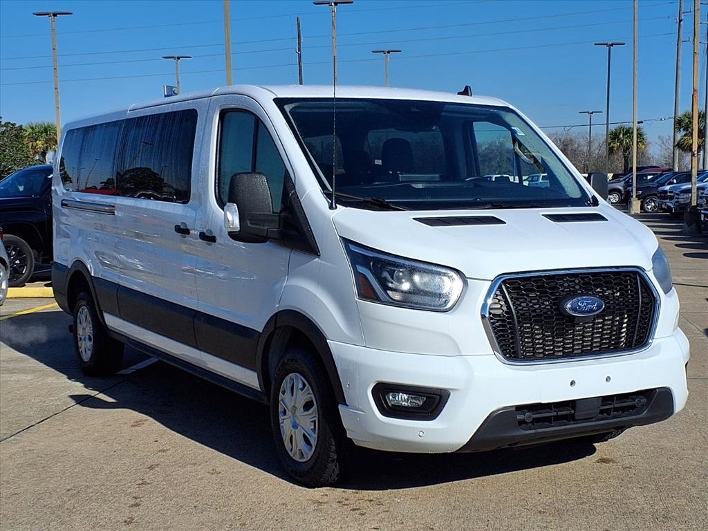 Used 2023 Ford Transit 350 XLT image 7