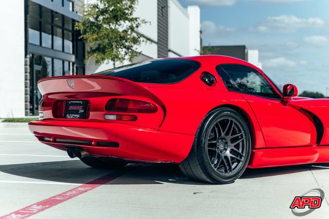Used 1997 Dodge Viper GTS RWD image 38