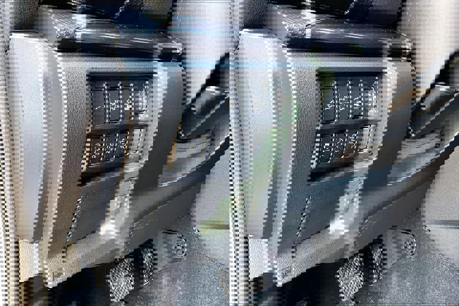 Used 2023 Subaru Forester Sport image 37