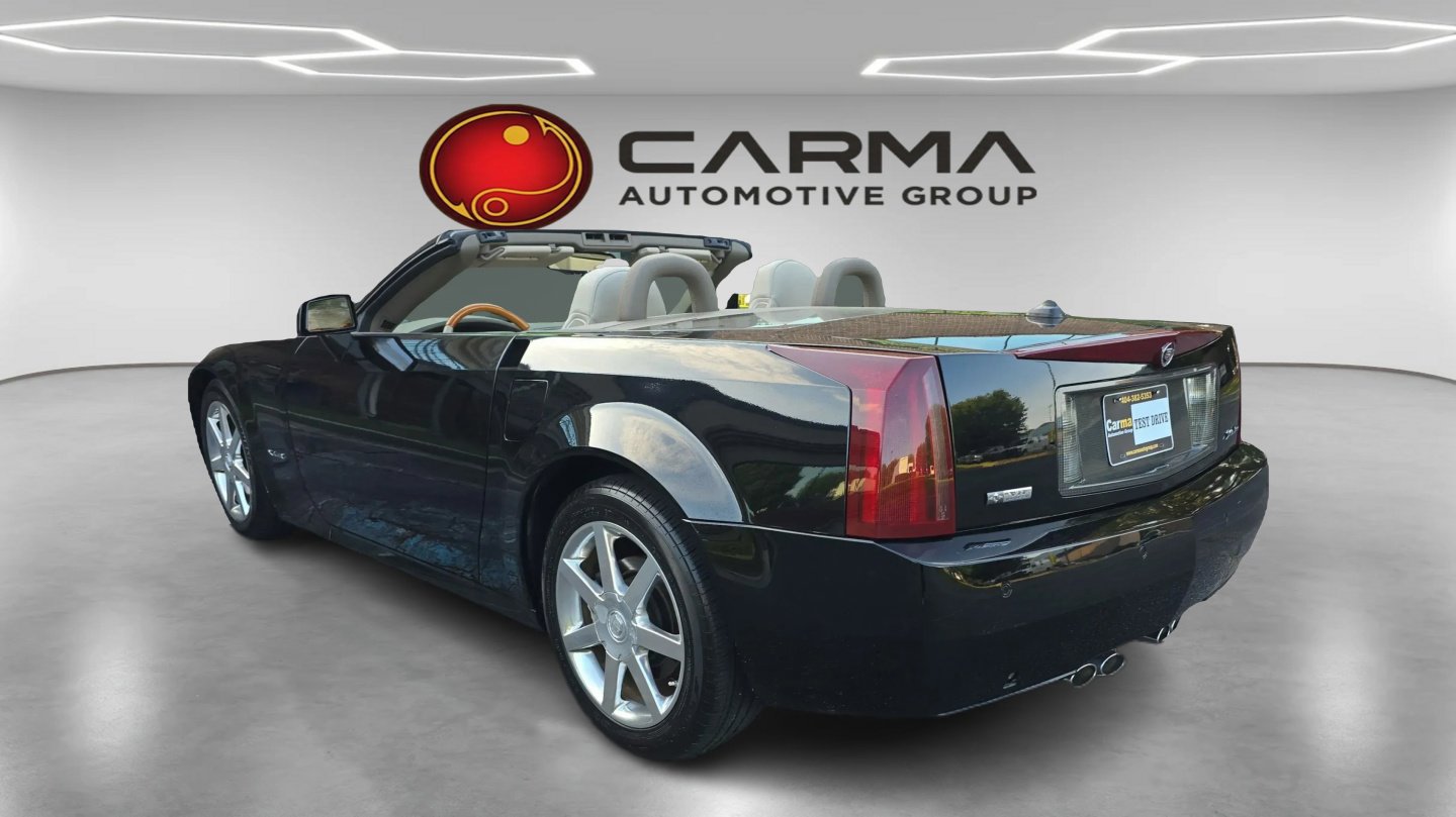 Used 2004 Cadillac XLR image 62