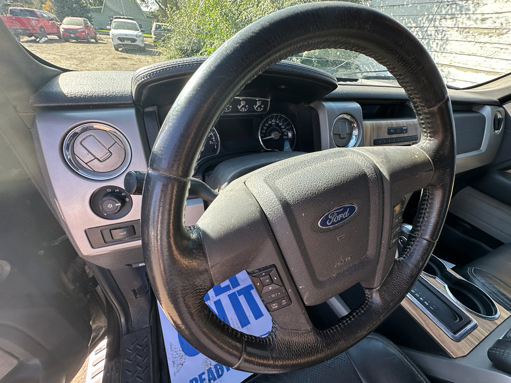 Used 2011 Ford F150 Lariat w/ Lariat Chrome Pkg image 15