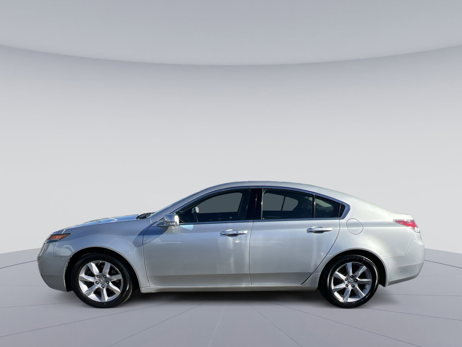 Used 2013 Acura TL w/ Technology Package image 2
