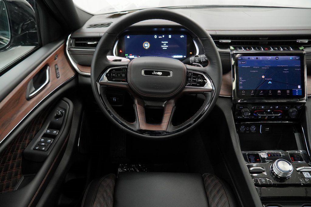 New 2025 Jeep Grand Cherokee Summit w/ Obsidian Package image 19
