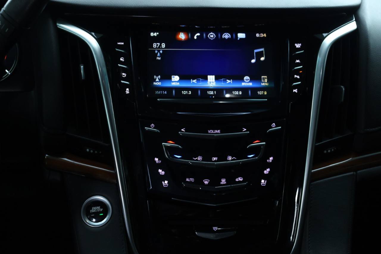 Used 2019 Cadillac Escalade ESV Luxury RWD image 8