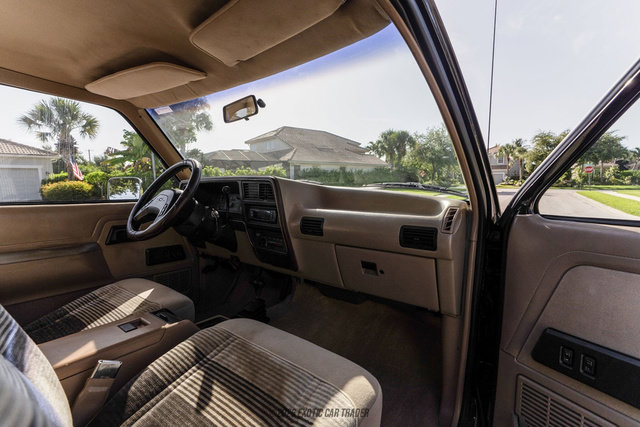 Used 1989 Ford Bronco II 4WD image 28