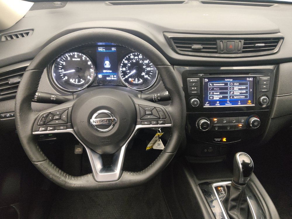 Used 2020 Nissan Rogue S w/ Special Edition Package FWD image 22
