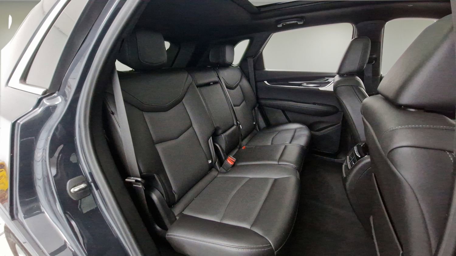 Used 2022 Cadillac XT5 Premium Luxury w/ Technology Package image 26