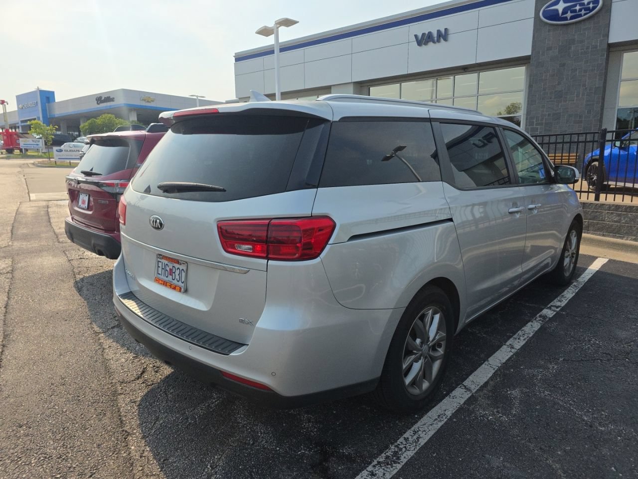 Used 2019 Kia Sedona EX FWD image 4