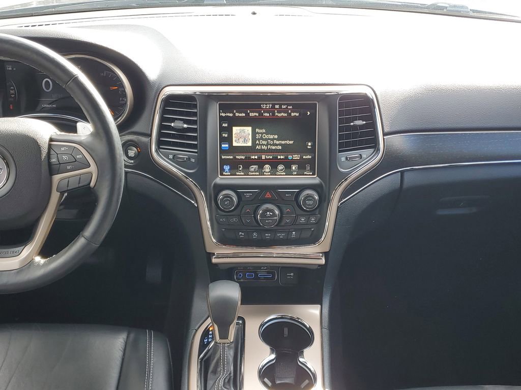 Used 2017 Jeep Grand Cherokee Limited image 27